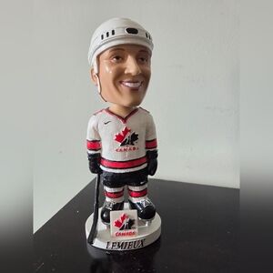 MARIO LEMIEUX (2002) Team Canada Olympics HAND PAINTED Bobblehead 7" (NEW)